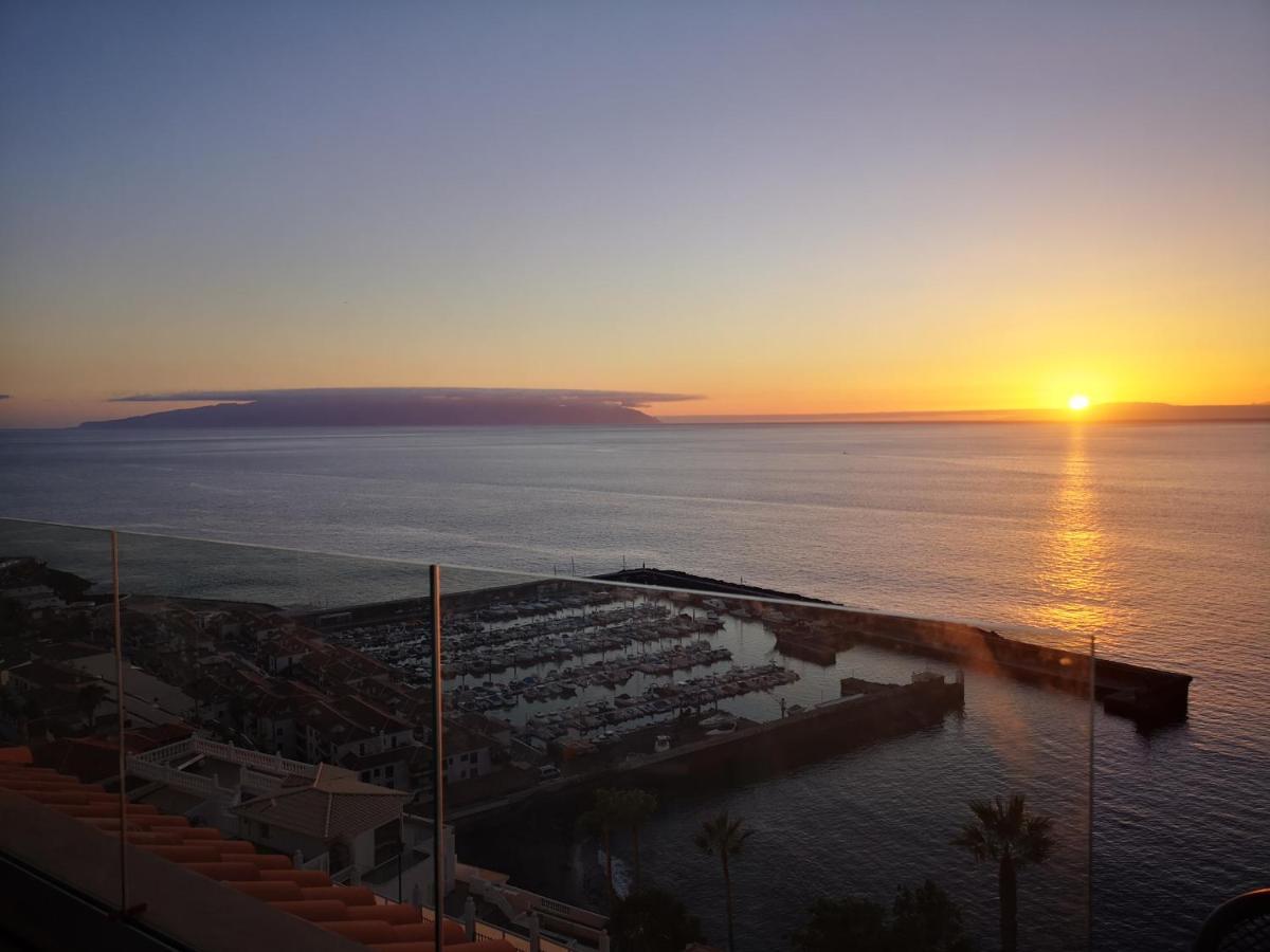 Magnificent Apt. With Sea View, Cliff & Marina Santiago del Teide Exteriör bild