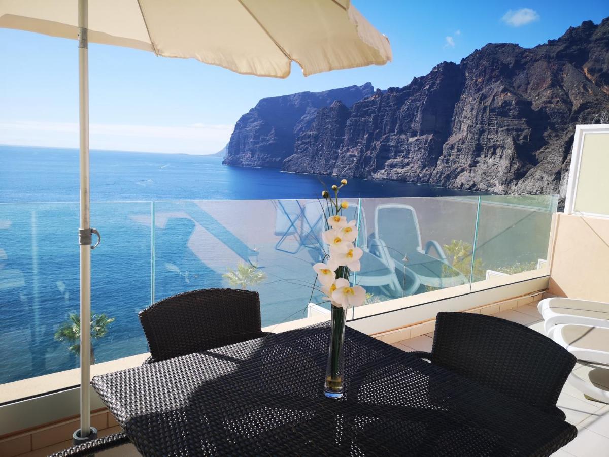 Magnificent Apt. With Sea View, Cliff & Marina Santiago del Teide Exteriör bild