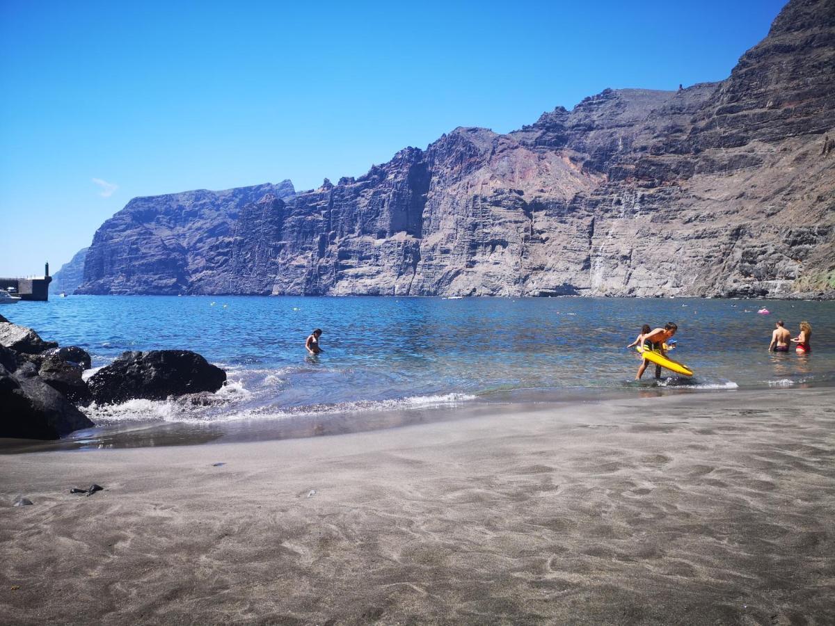 Magnificent Apt. With Sea View, Cliff & Marina Santiago del Teide Exteriör bild